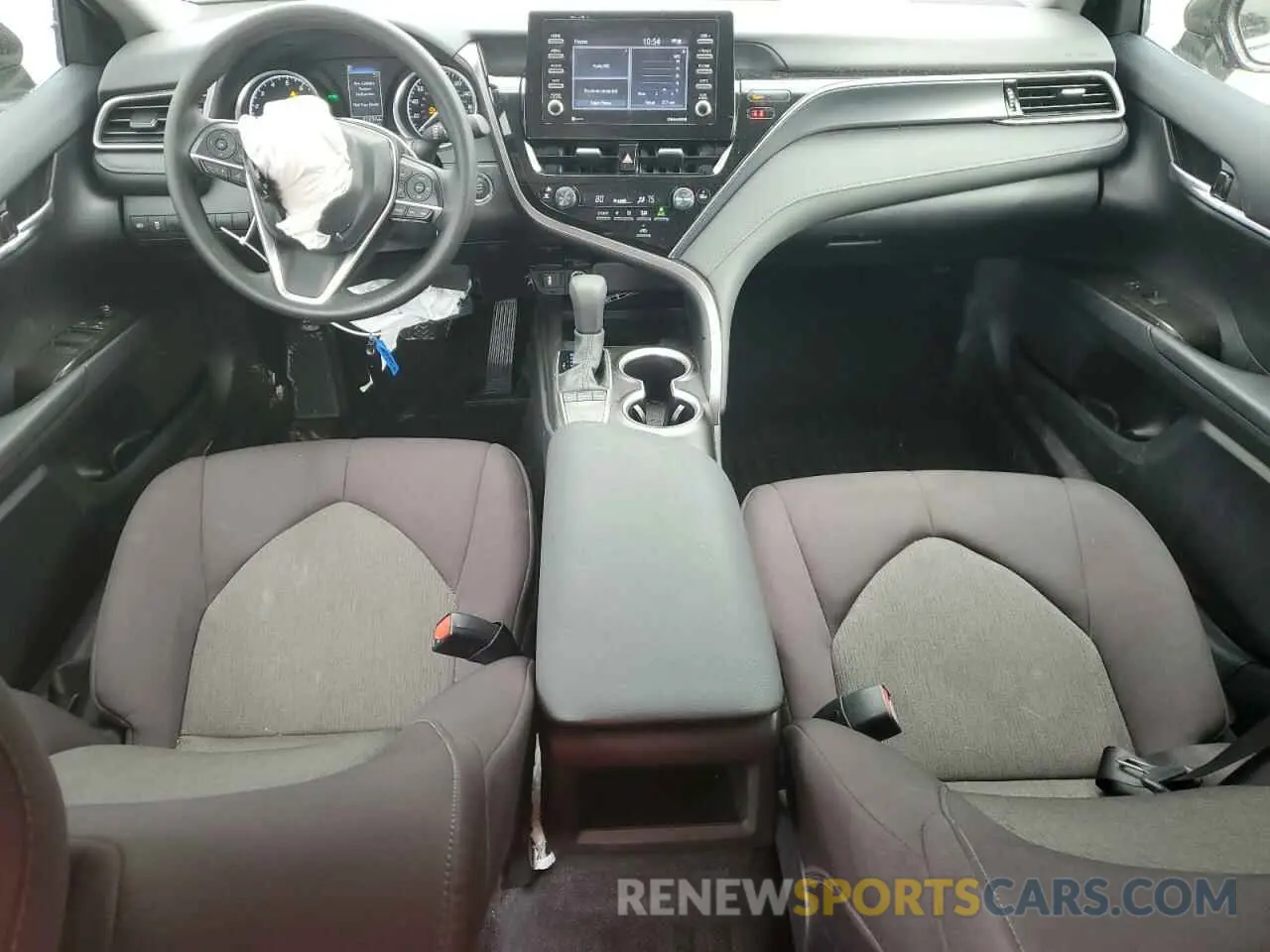8 Фотография поврежденного автомобиля 4T1R11AK7RU917593 TOYOTA CAMRY 2024