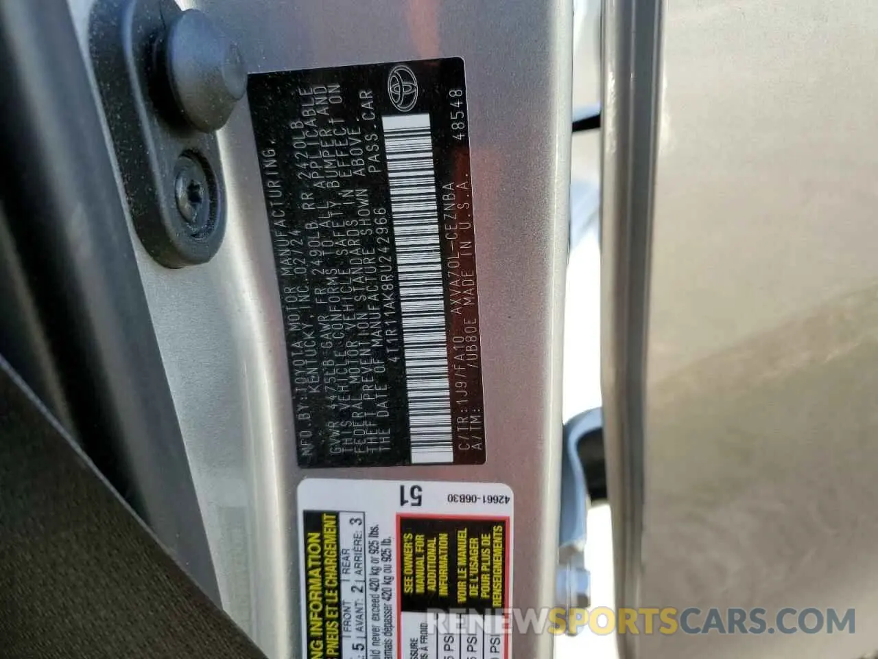 12 Фотография поврежденного автомобиля 4T1R11AK8RU242966 TOYOTA CAMRY 2024