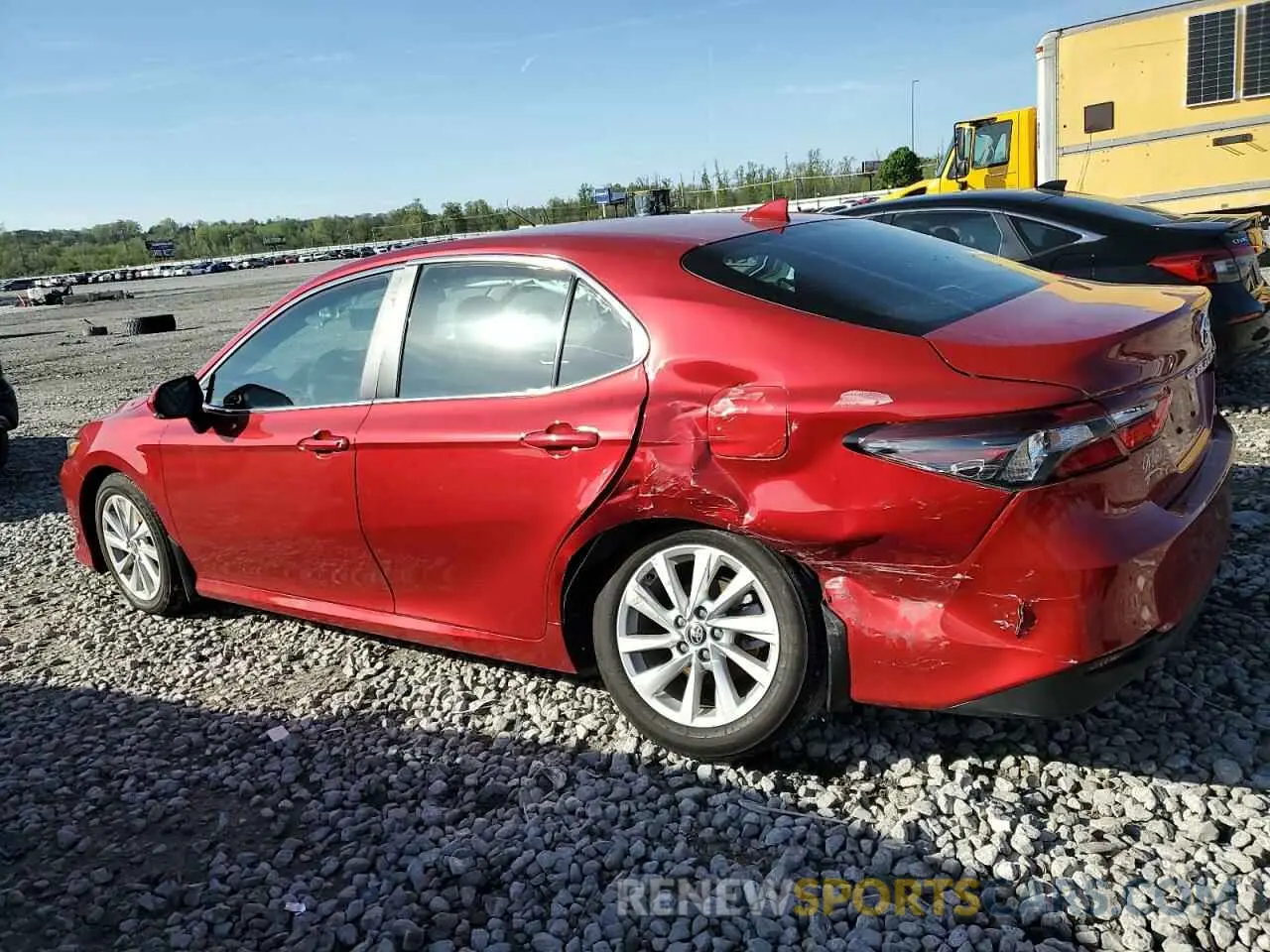 2 Фотография поврежденного автомобиля 4T1R11AK9RU225822 TOYOTA CAMRY 2024