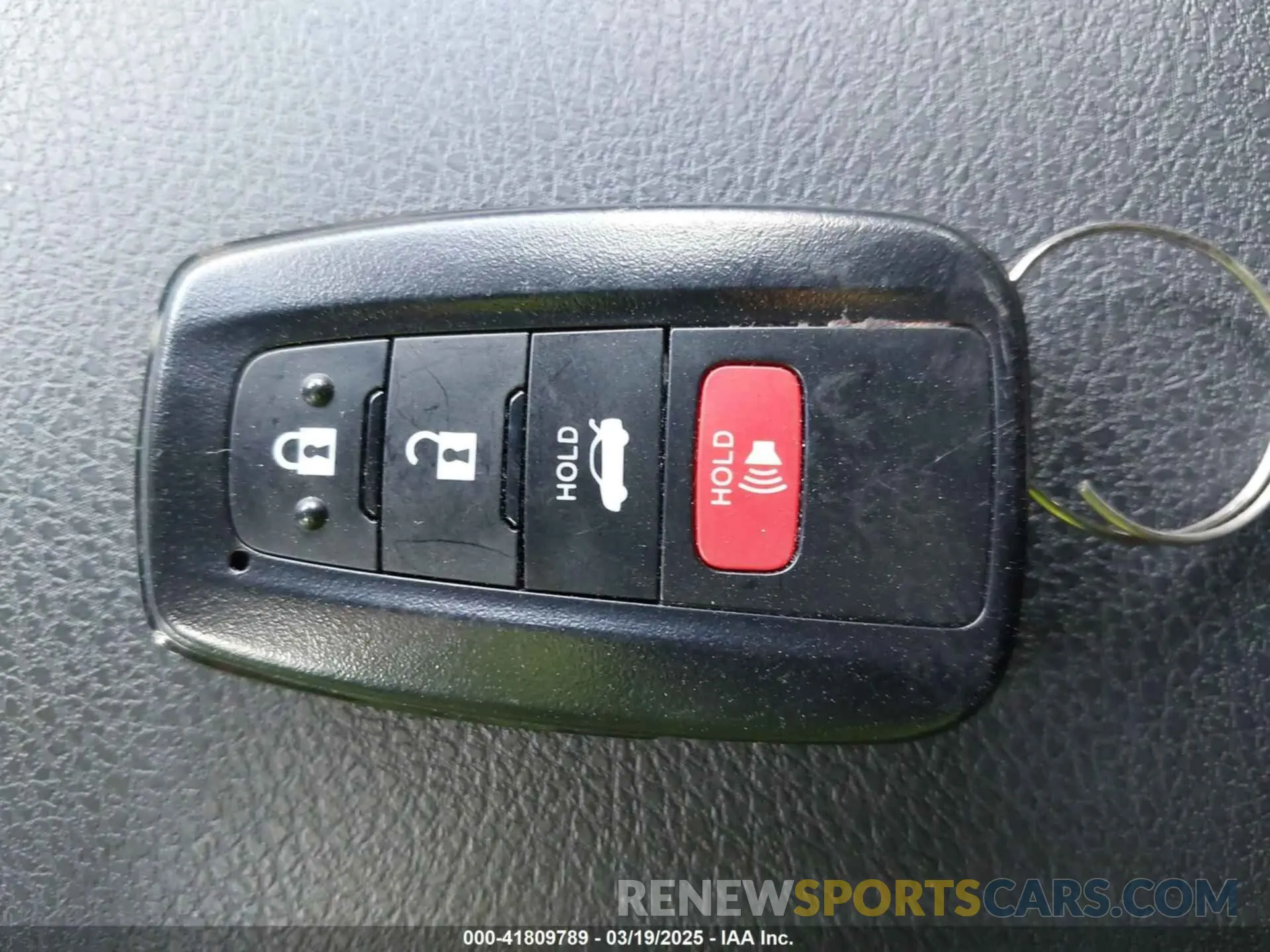11 Фотография поврежденного автомобиля 4T1R11AK9RU864461 TOYOTA CAMRY 2024