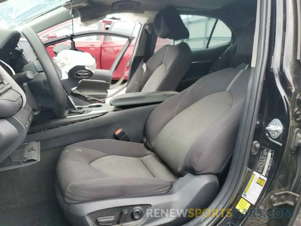 7 Photograph of a damaged car 4T1R11AKXRU259350 TOYOTA CAMRY 2024