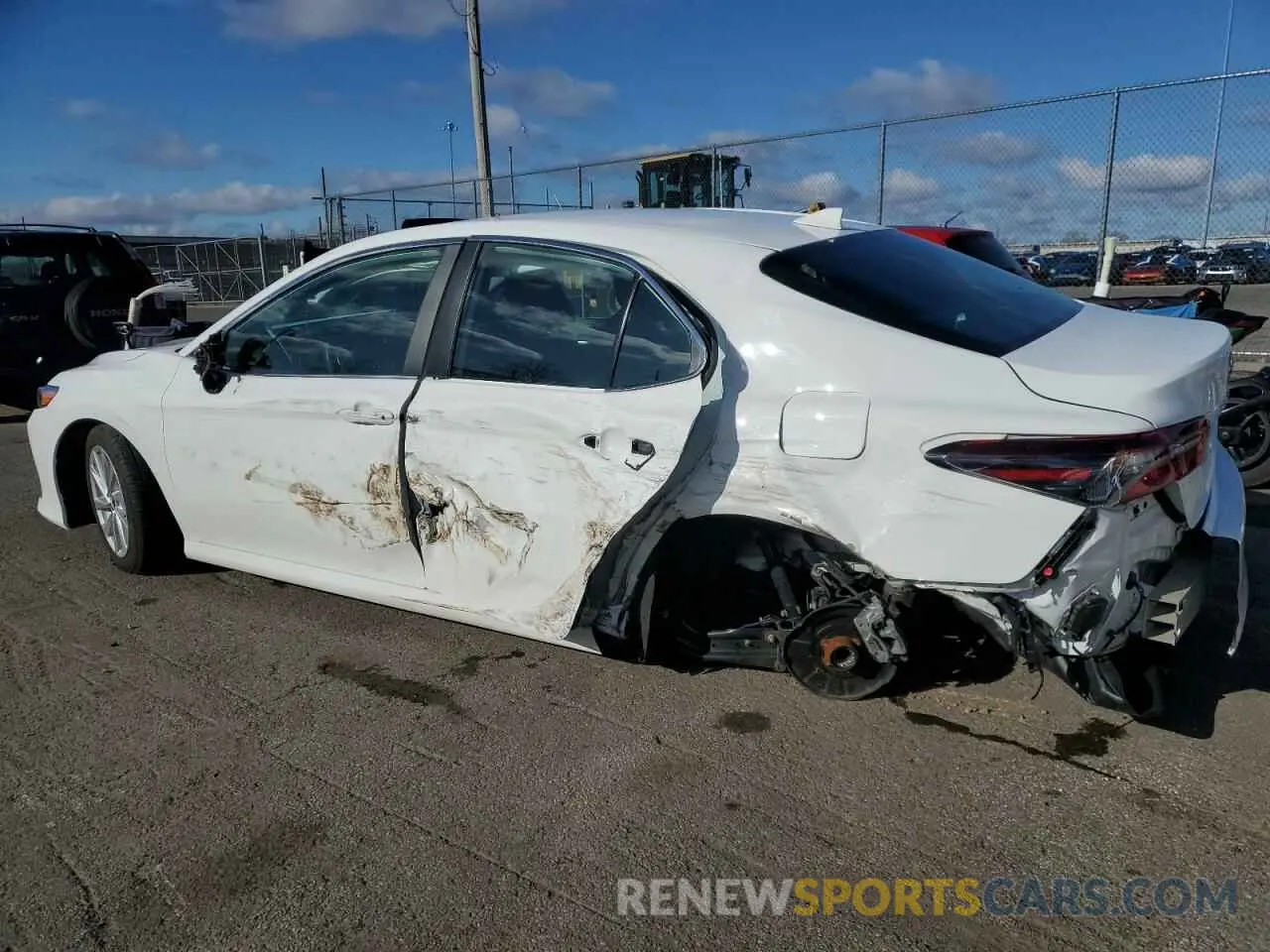 2 Фотография поврежденного автомобиля 4T1R11BK3RU121034 TOYOTA CAMRY 2024
