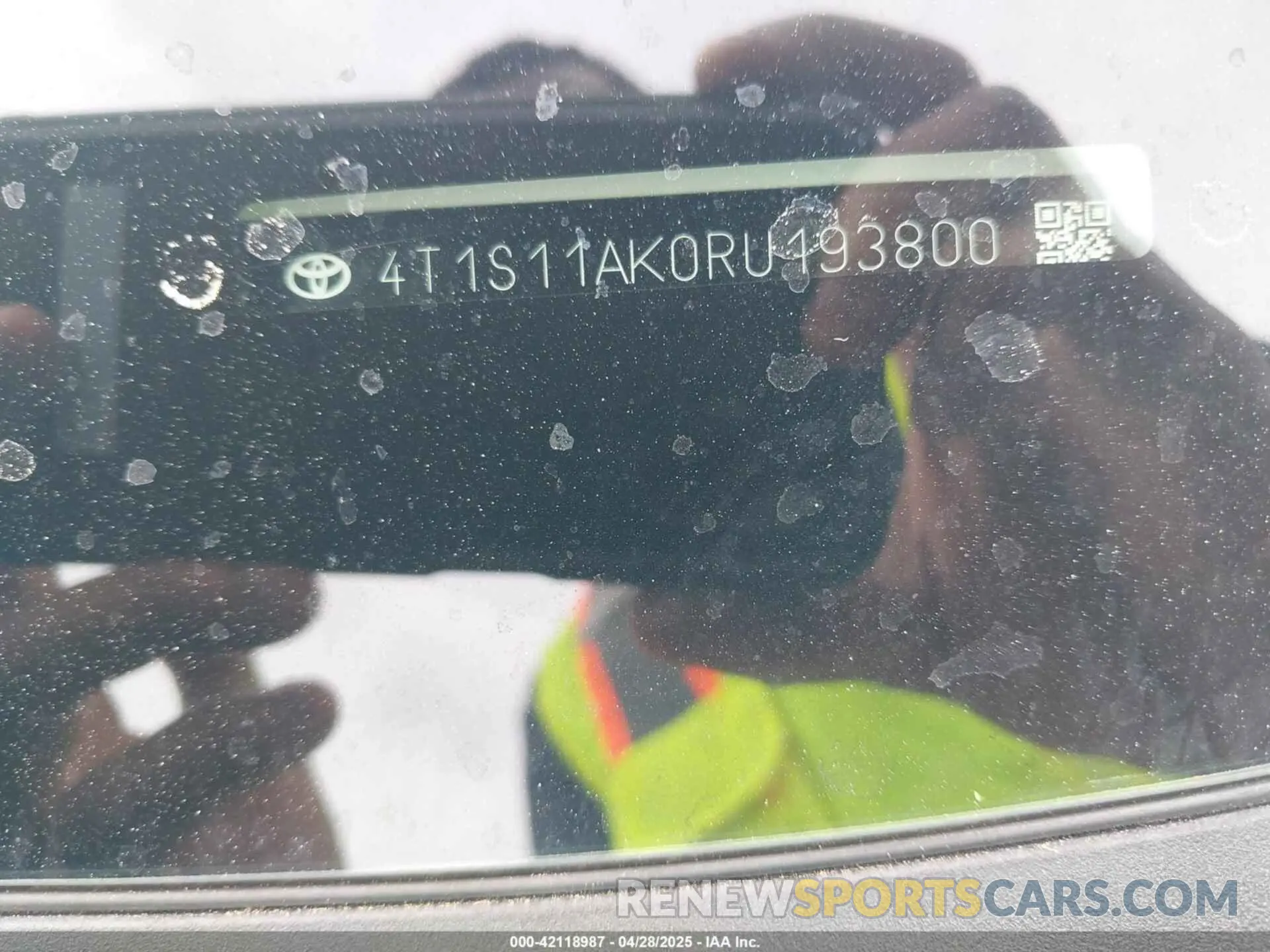 9 Photograph of a damaged car 4T1S11AK0RU193800 TOYOTA CAMRY 2024