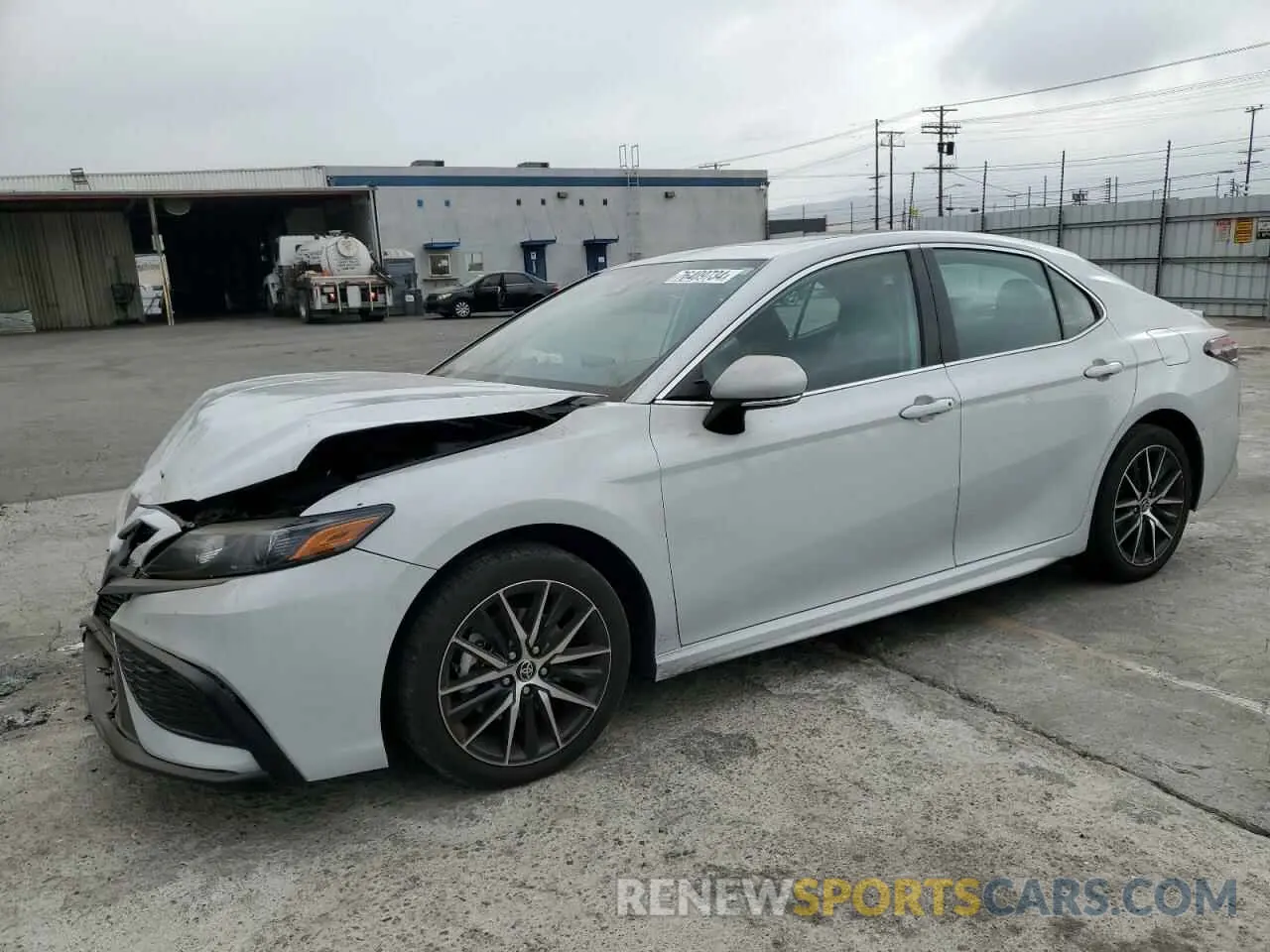 1 Photograph of a damaged car 4T1S31AK3RU060152 TOYOTA CAMRY 2024