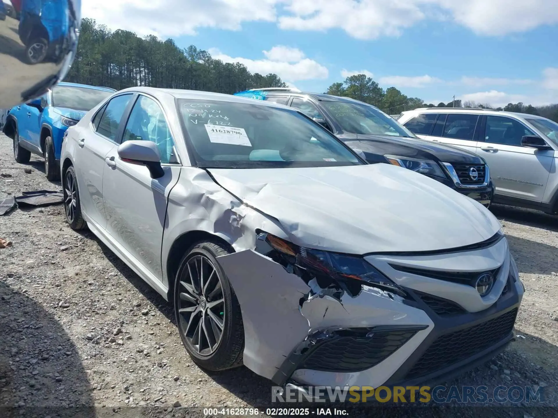 13 Photograph of a damaged car 4T1T11AK1RU206722 TOYOTA CAMRY 2024