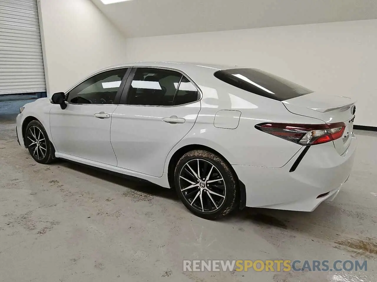 2 Photograph of a damaged car 4T1T11AK2RU210276 TOYOTA CAMRY 2024