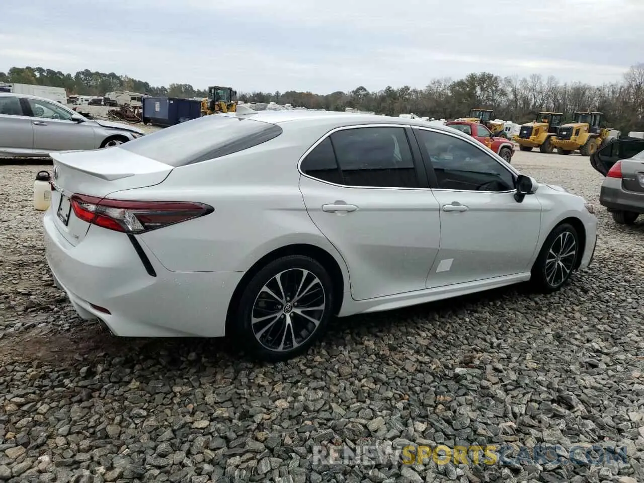 3 Photograph of a damaged car 4T1T11AK7RU236534 TOYOTA CAMRY 2024