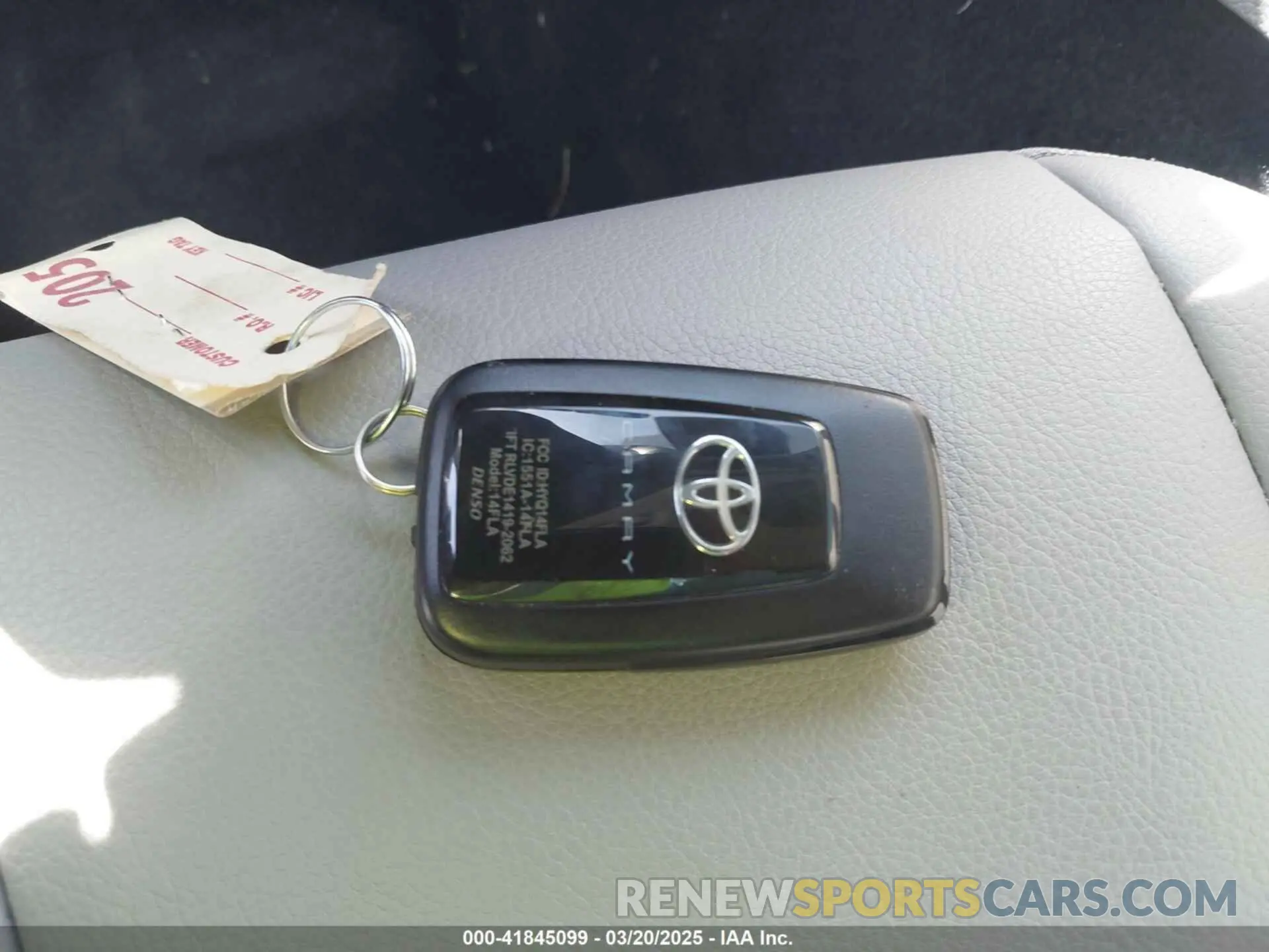 11 Photograph of a damaged car 4T1T11AK7RU865680 TOYOTA CAMRY 2024