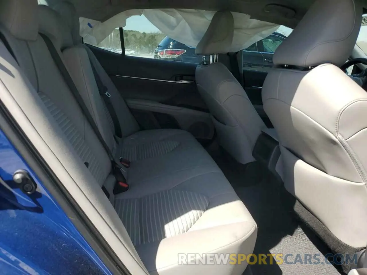 10 Фотография поврежденного автомобиля 4T1T11AK9RU235630 TOYOTA CAMRY 2024