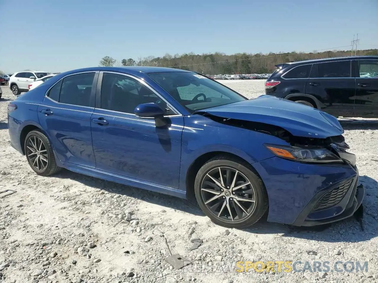 4 Фотография поврежденного автомобиля 4T1T11AK9RU235630 TOYOTA CAMRY 2024