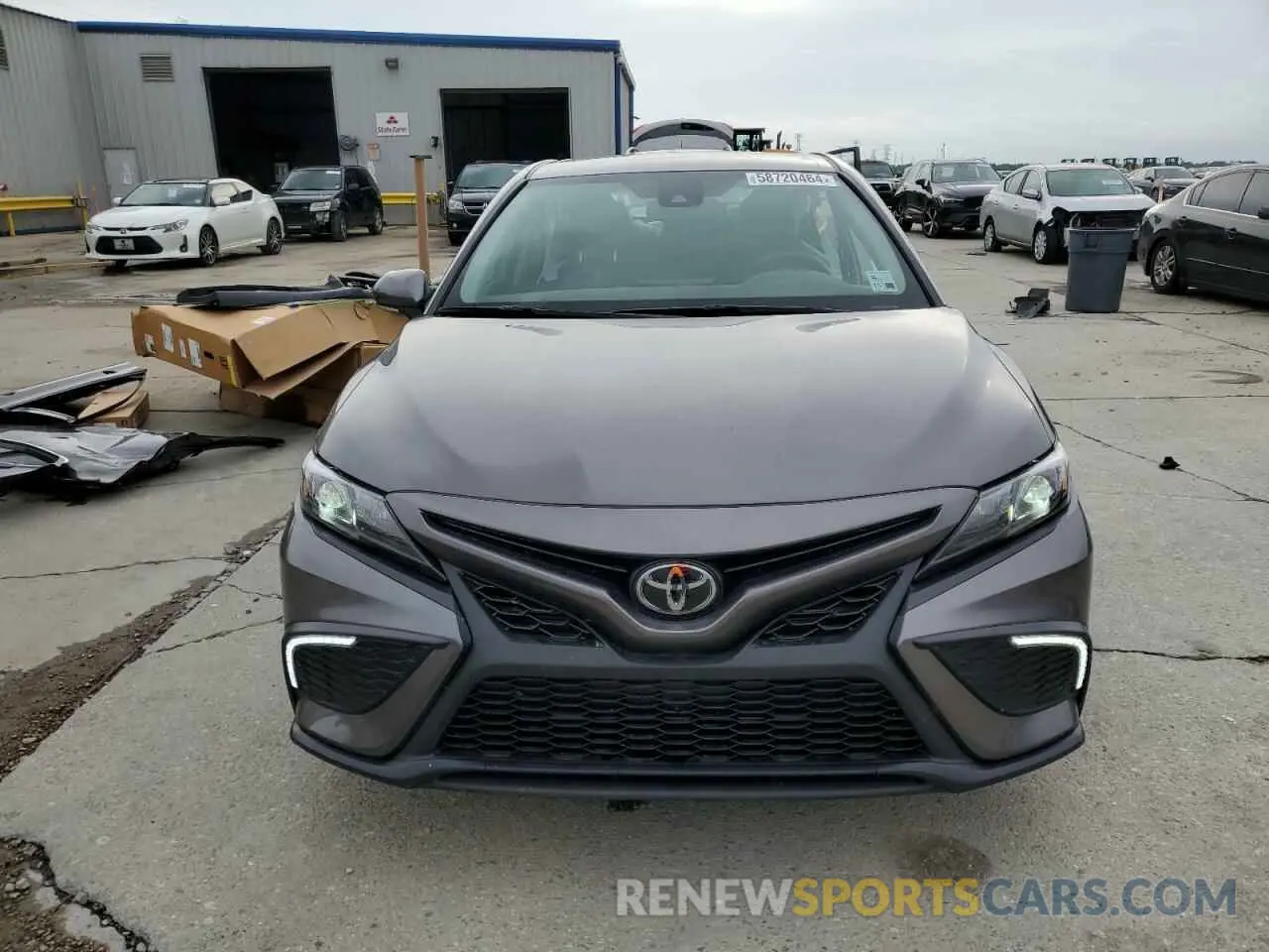 5 Photograph of a damaged car 4T1T11AKXRU853667 TOYOTA CAMRY 2024