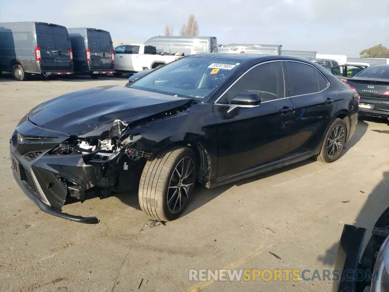 1 Photograph of a damaged car 4T1T11AKXRU892761 TOYOTA CAMRY 2024