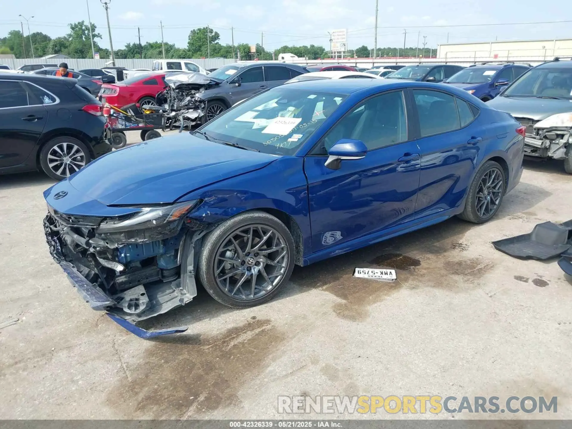 2 Фотография поврежденного автомобиля 4T1DAACK0SU019107 TOYOTA CAMRY 2025