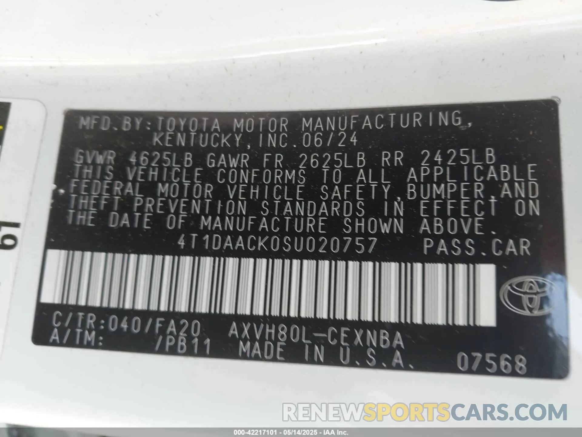 9 Photograph of a damaged car 4T1DAACK0SU020757 TOYOTA CAMRY 2025