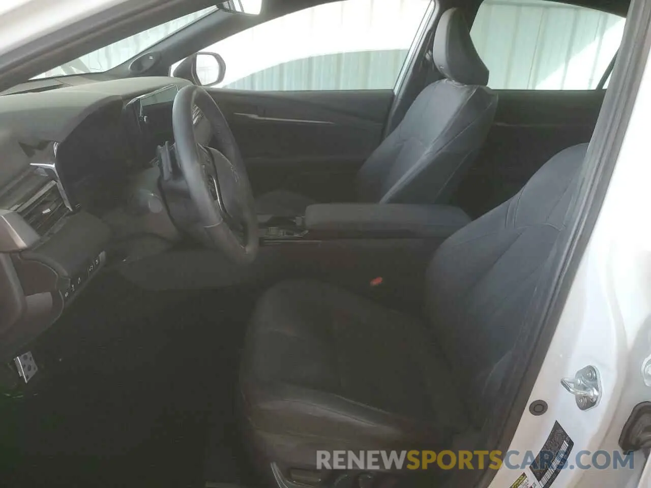 7 Фотография поврежденного автомобиля 4T1DAACK0SU022914 TOYOTA CAMRY 2025