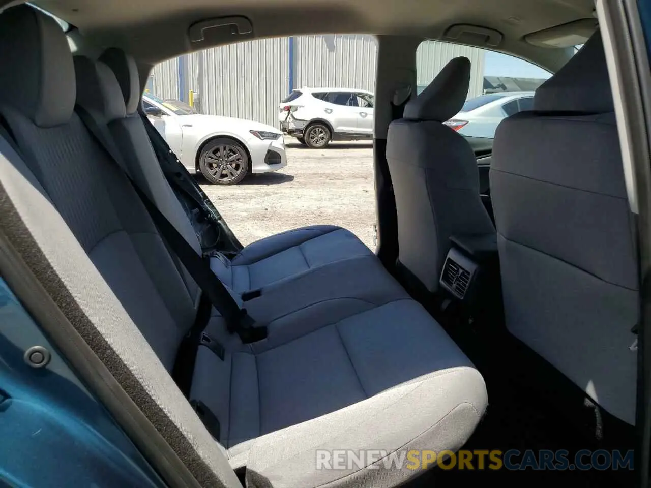10 Фотография поврежденного автомобиля 4T1DAACK0SU047277 TOYOTA CAMRY 2025