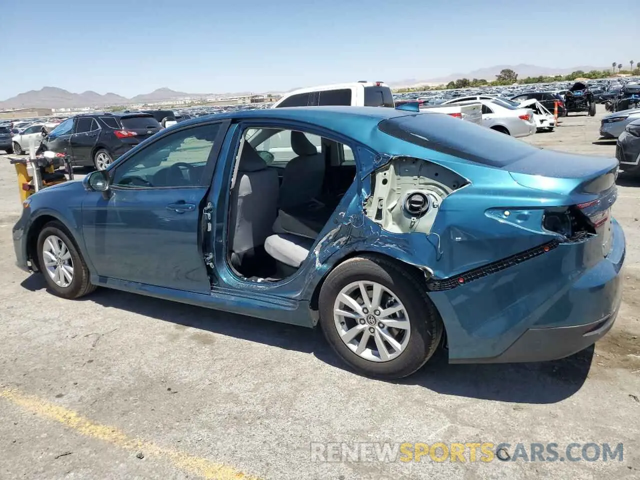 2 Фотография поврежденного автомобиля 4T1DAACK0SU047277 TOYOTA CAMRY 2025