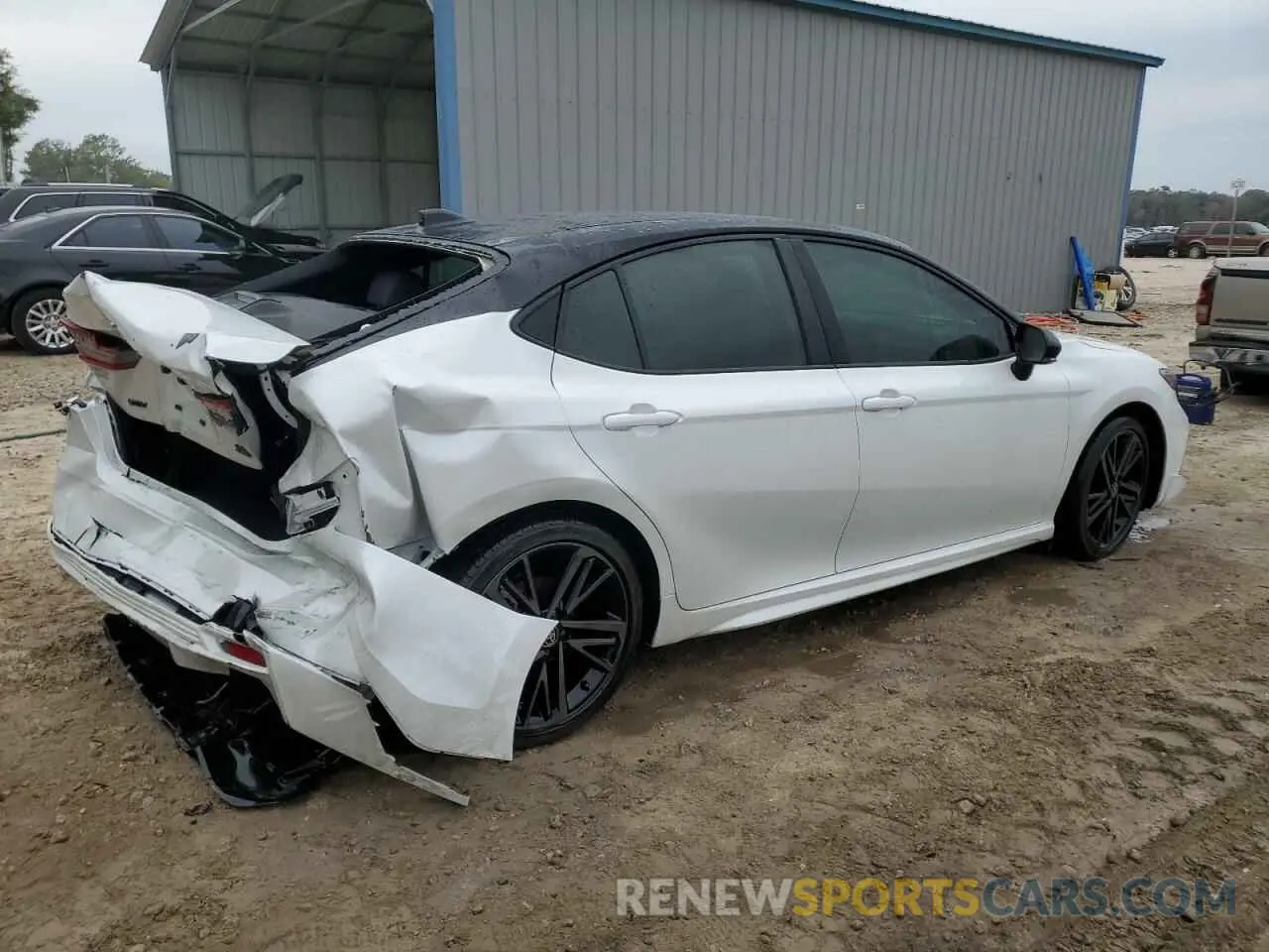 3 Фотография поврежденного автомобиля 4T1DAACK0SU060451 TOYOTA CAMRY 2025