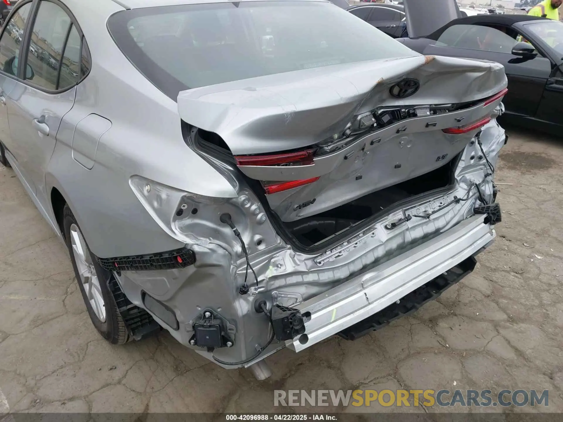 6 Photograph of a damaged car 4T1DAACK0SU071742 TOYOTA CAMRY 2025