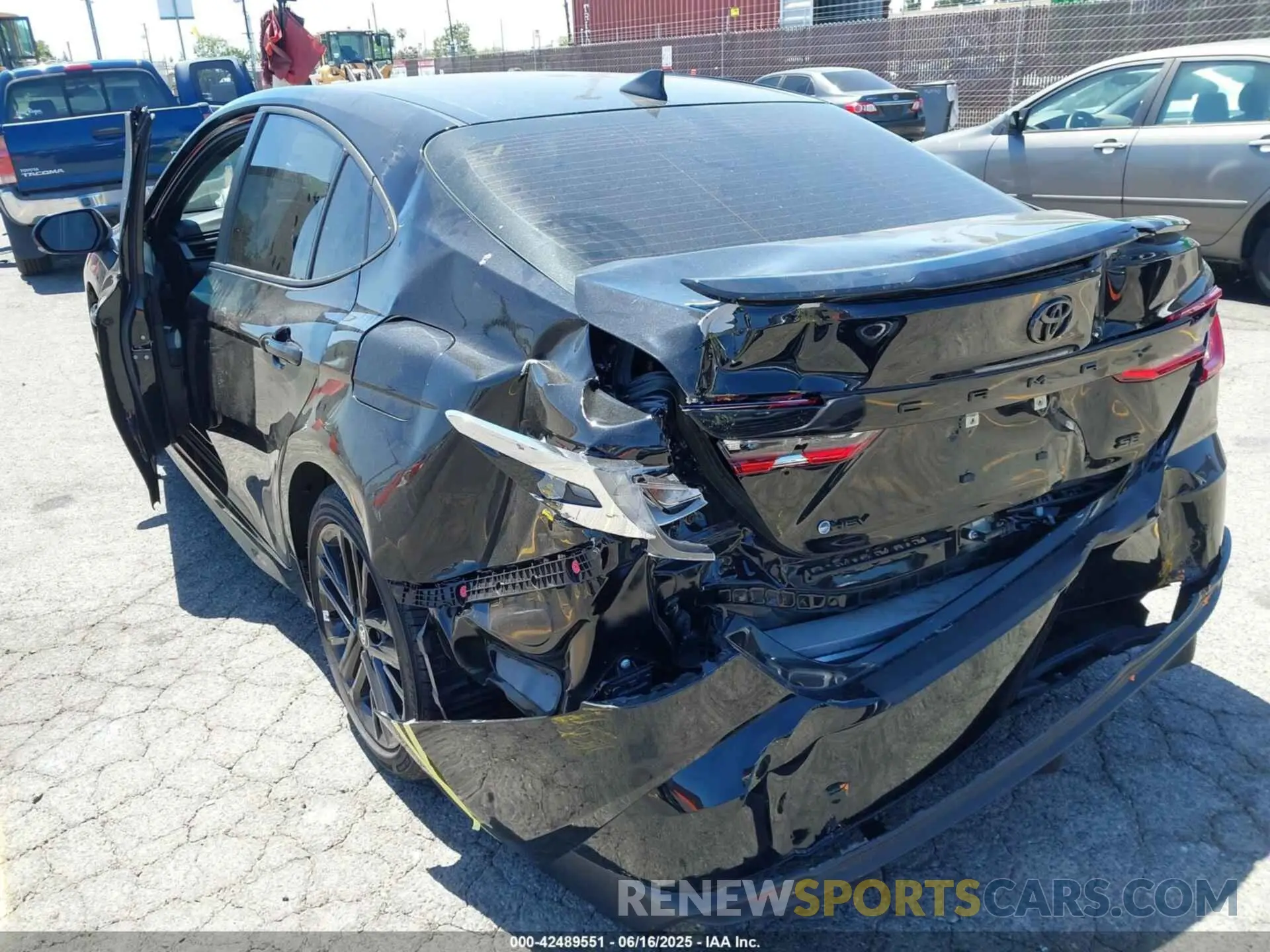 3 Photograph of a damaged car 4T1DAACK0SU074561 TOYOTA CAMRY 2025