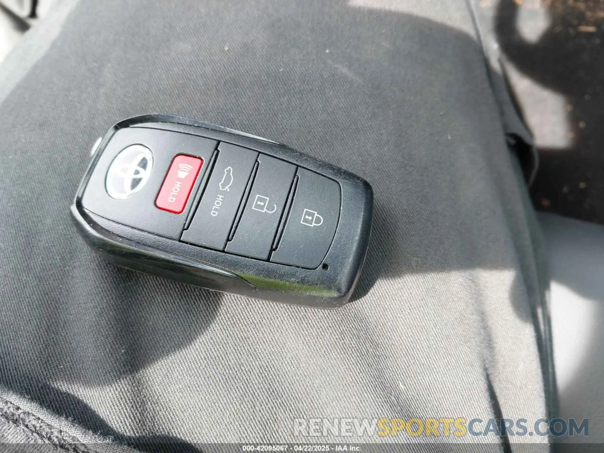 11 Фотография поврежденного автомобиля 4T1DAACK0SU076570 TOYOTA CAMRY 2025