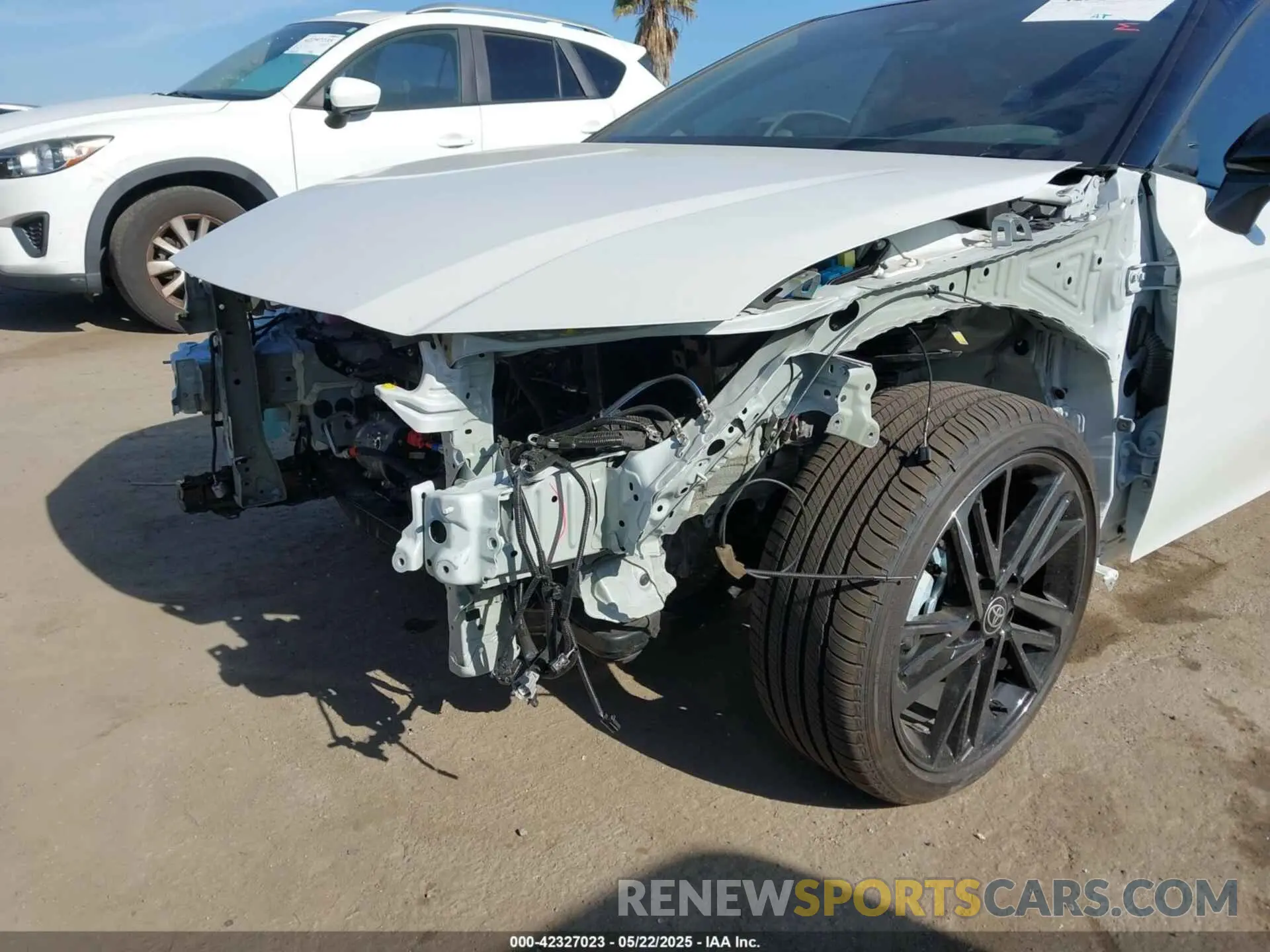 6 Photograph of a damaged car 4T1DAACK0SU082143 TOYOTA CAMRY 2025