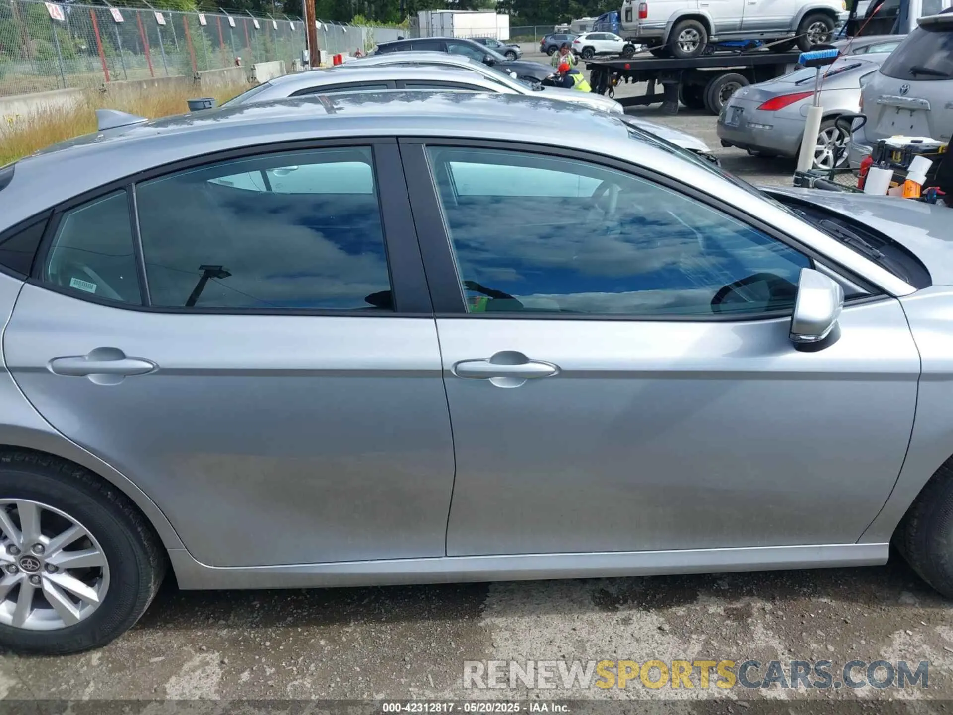 13 Фотография поврежденного автомобиля 4T1DAACK0SU144060 TOYOTA CAMRY 2025