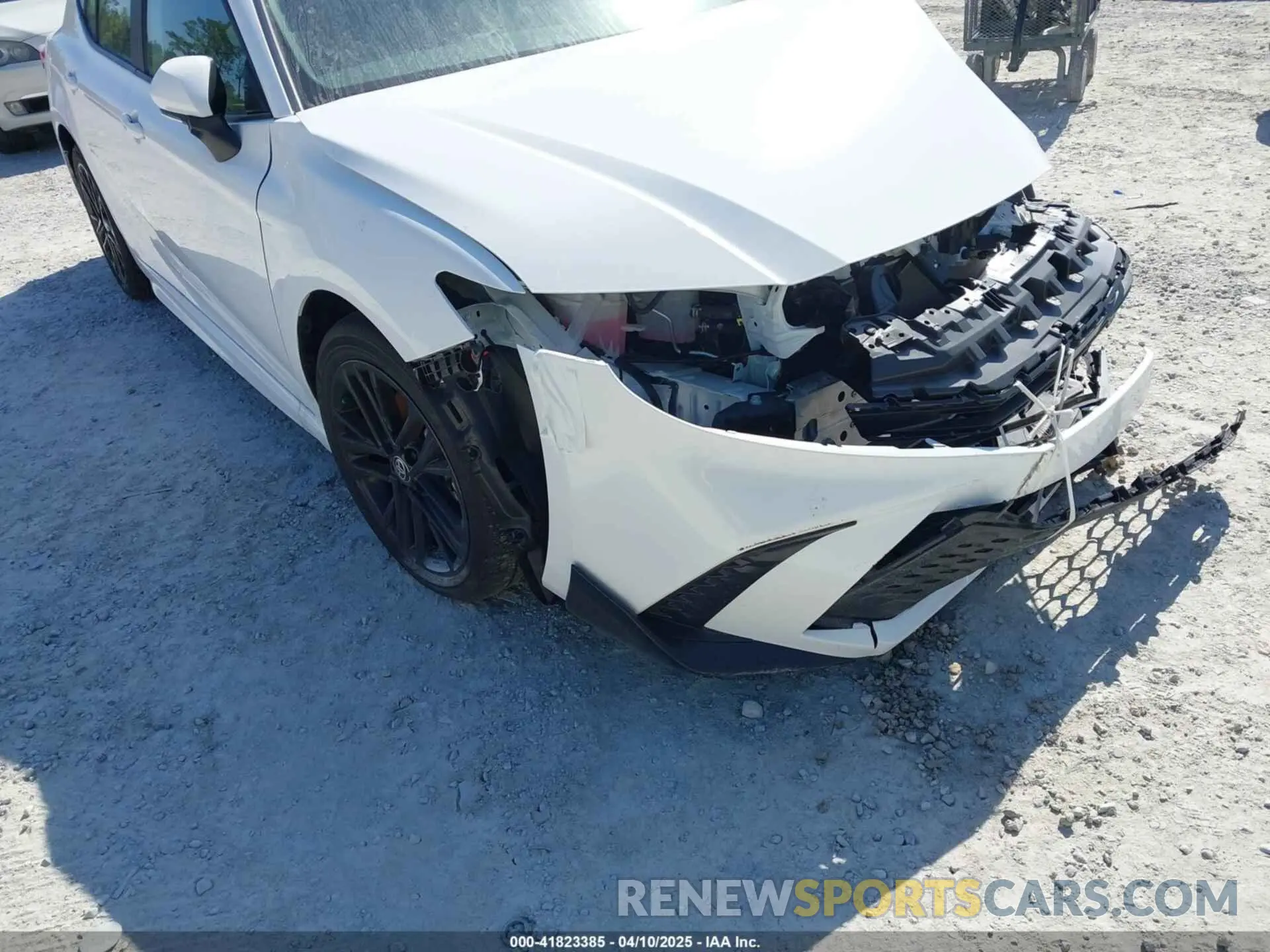 20 Photograph of a damaged car 4T1DAACK0SU551828 TOYOTA CAMRY 2025