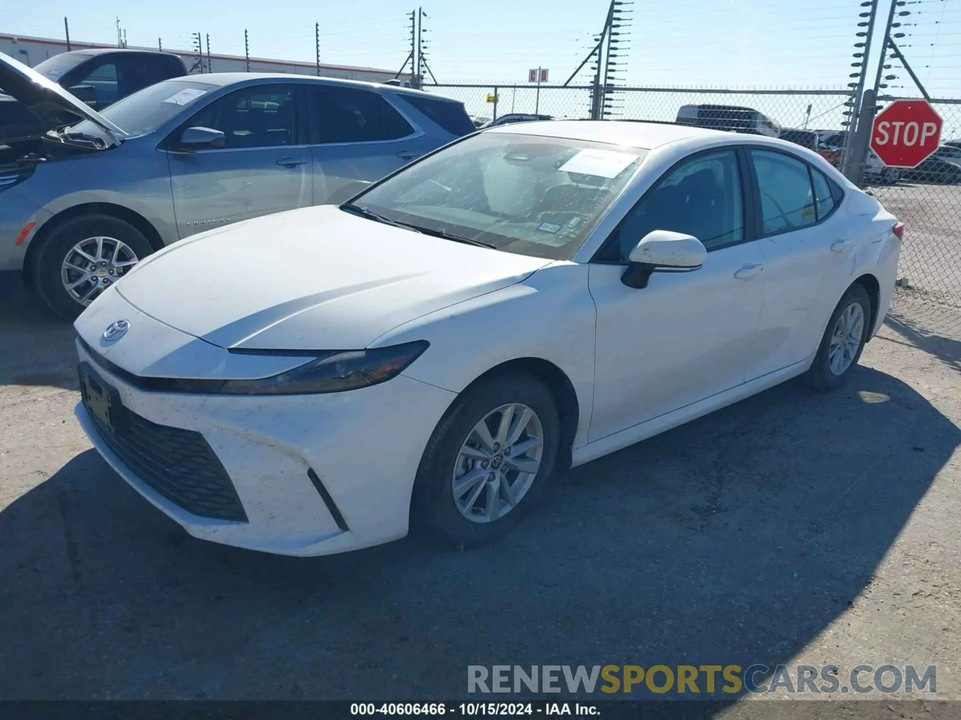 2 Photograph of a damaged car 4T1DAACK1SU009475 TOYOTA CAMRY 2025