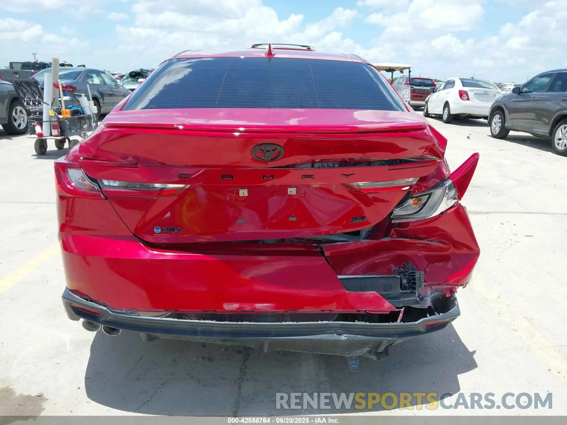 16 Photograph of a damaged car 4T1DAACK1SU017141 TOYOTA CAMRY 2025