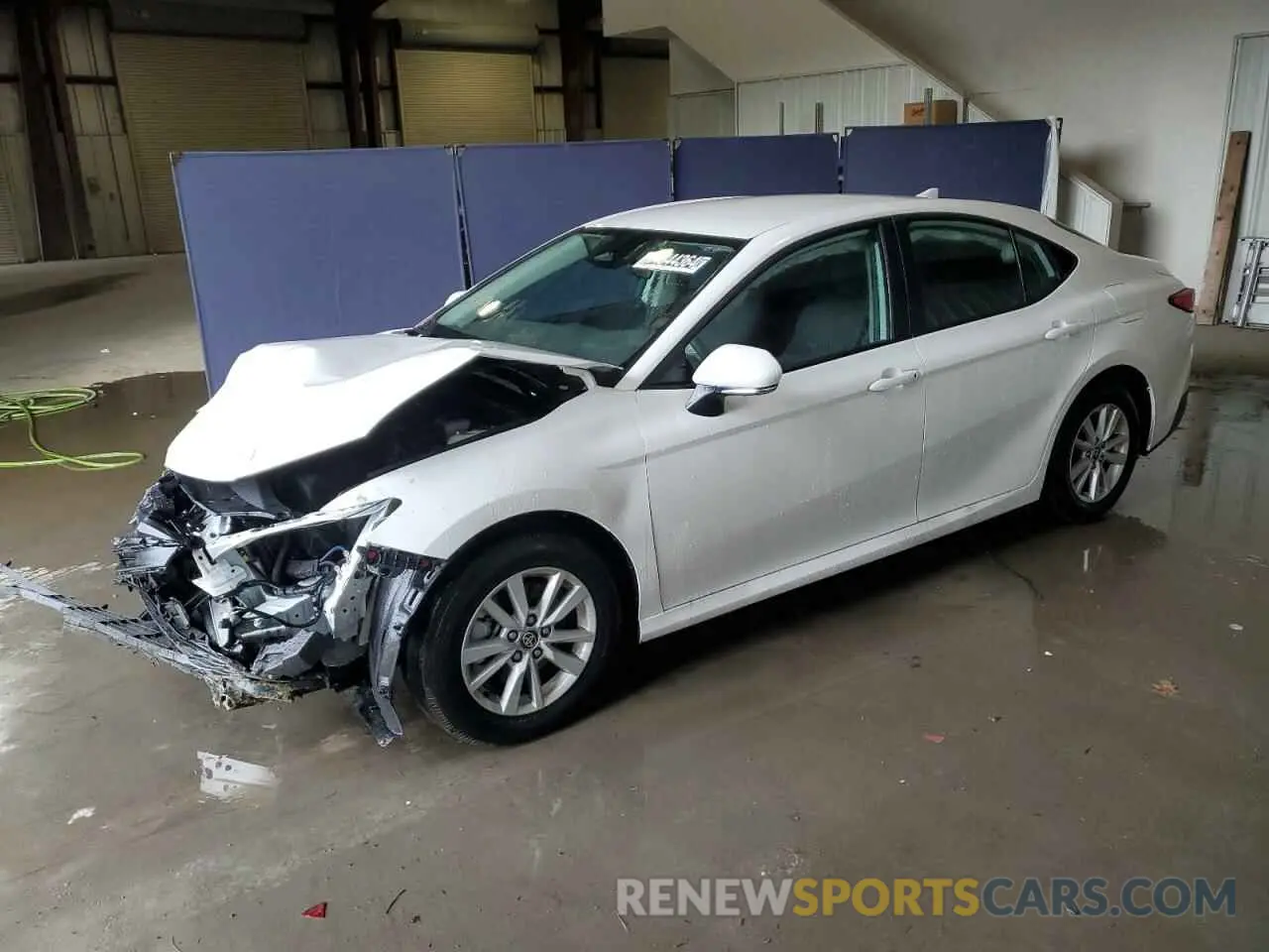 1 Photograph of a damaged car 4T1DAACK1SU034828 TOYOTA CAMRY 2025