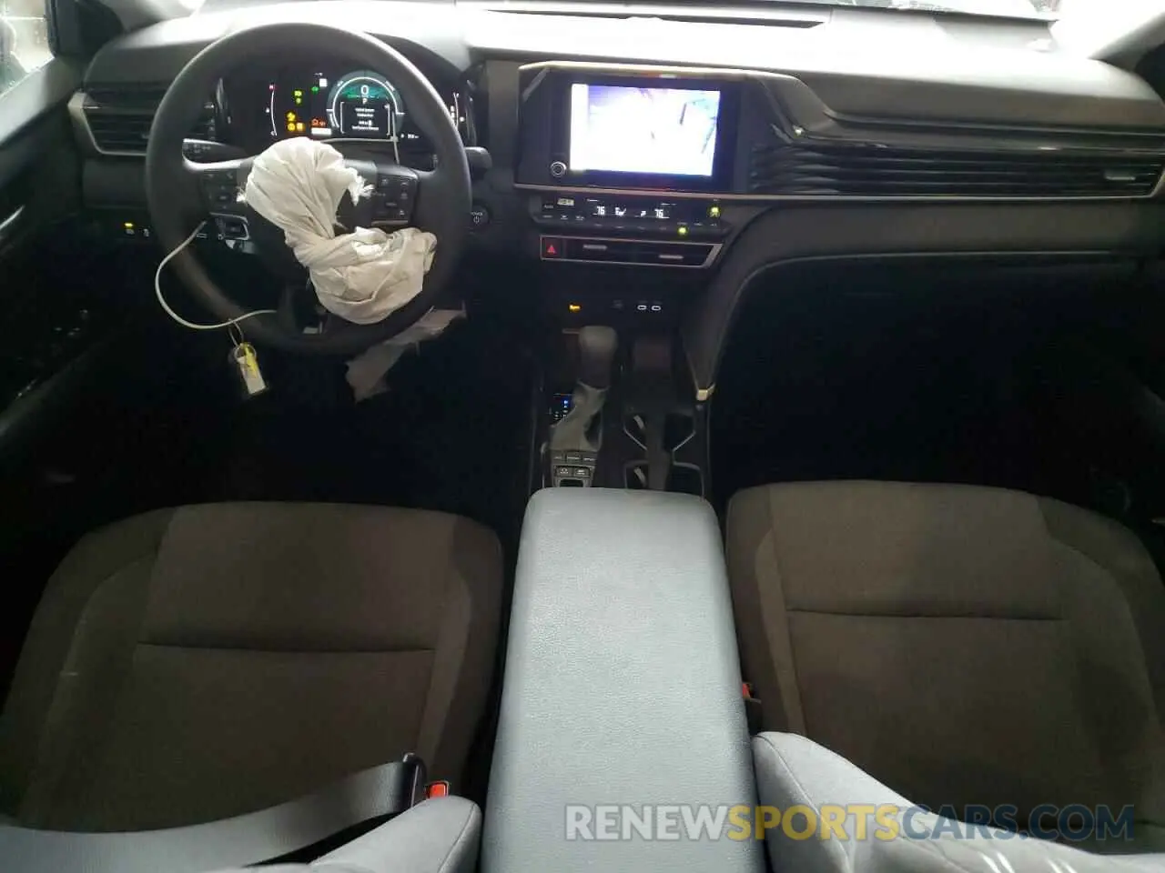 8 Photograph of a damaged car 4T1DAACK1SU034828 TOYOTA CAMRY 2025