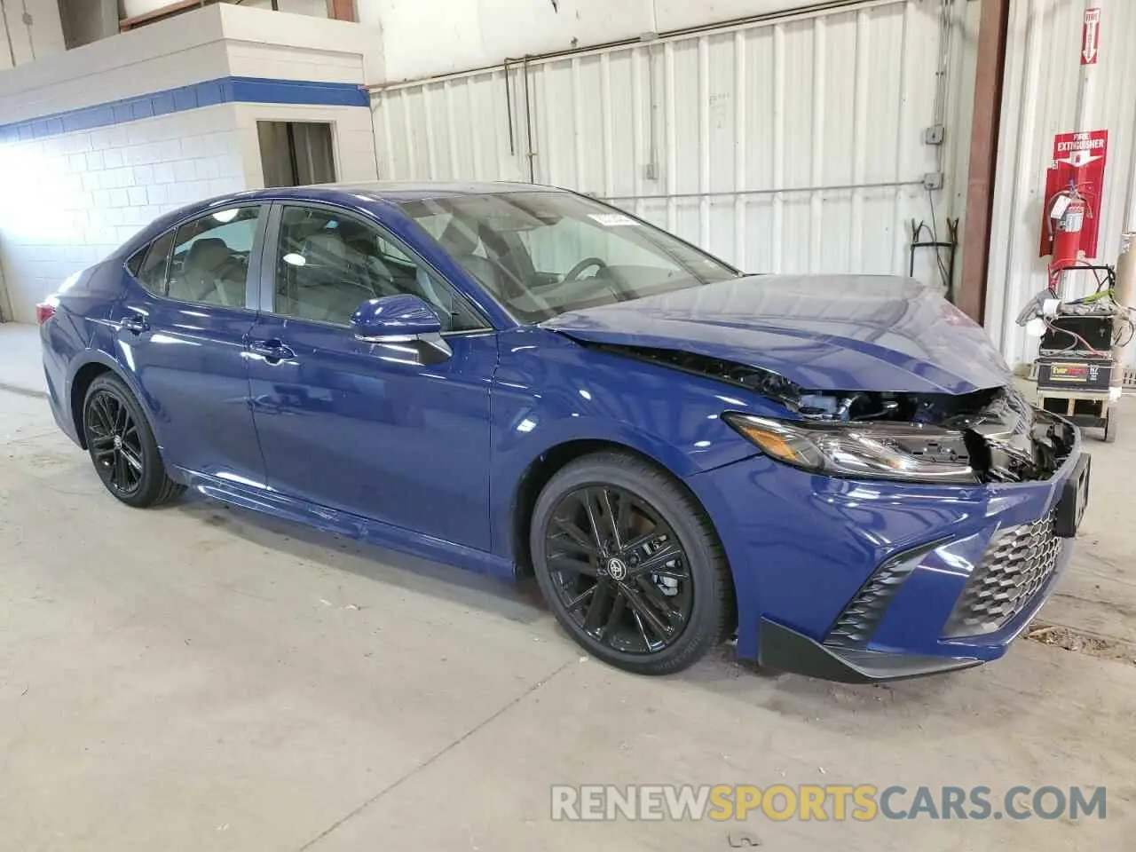 4 Фотография поврежденного автомобиля 4T1DAACK1SU055842 TOYOTA CAMRY 2025