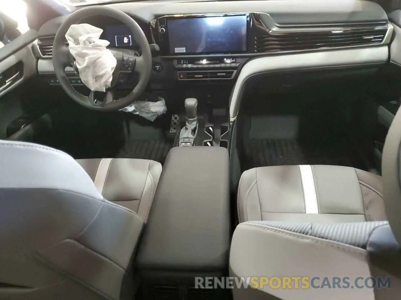 8 Фотография поврежденного автомобиля 4T1DAACK1SU055842 TOYOTA CAMRY 2025