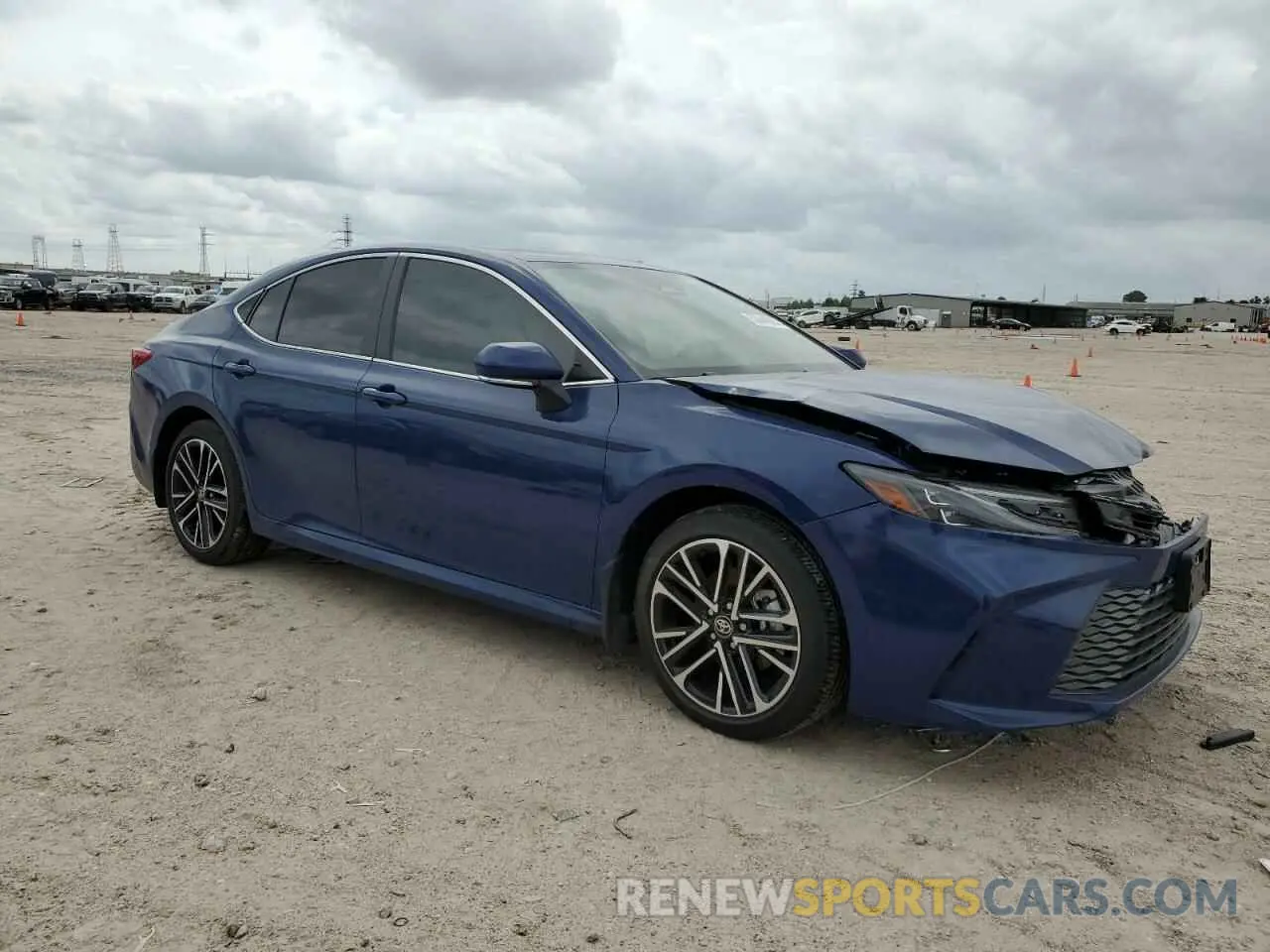 4 Photograph of a damaged car 4T1DAACK1SU056201 TOYOTA CAMRY 2025