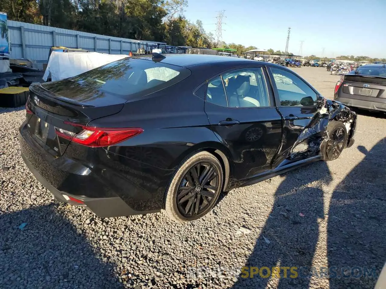 3 Фотография поврежденного автомобиля 4T1DAACK1SU077047 TOYOTA CAMRY 2025
