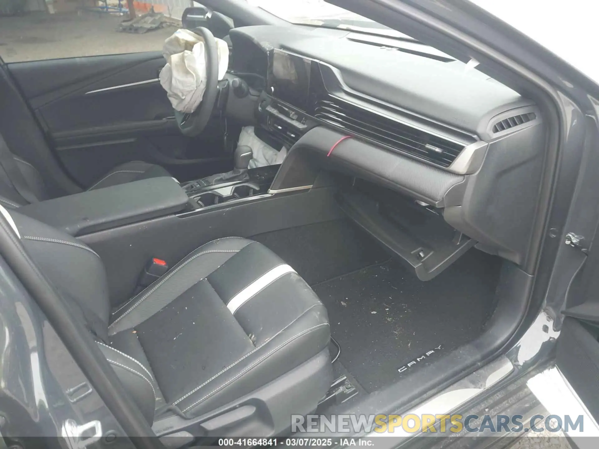 5 Фотография поврежденного автомобиля 4T1DAACK1SU085617 TOYOTA CAMRY 2025