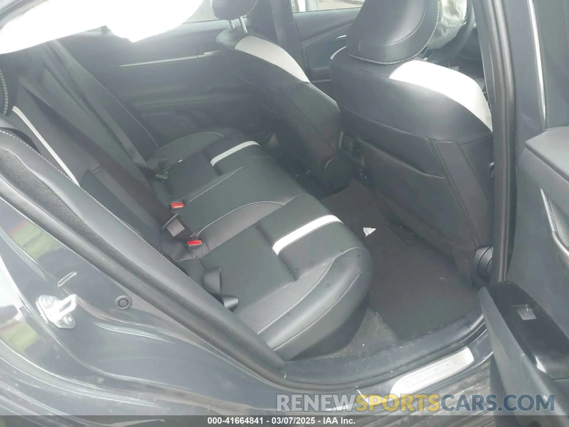 8 Фотография поврежденного автомобиля 4T1DAACK1SU085617 TOYOTA CAMRY 2025