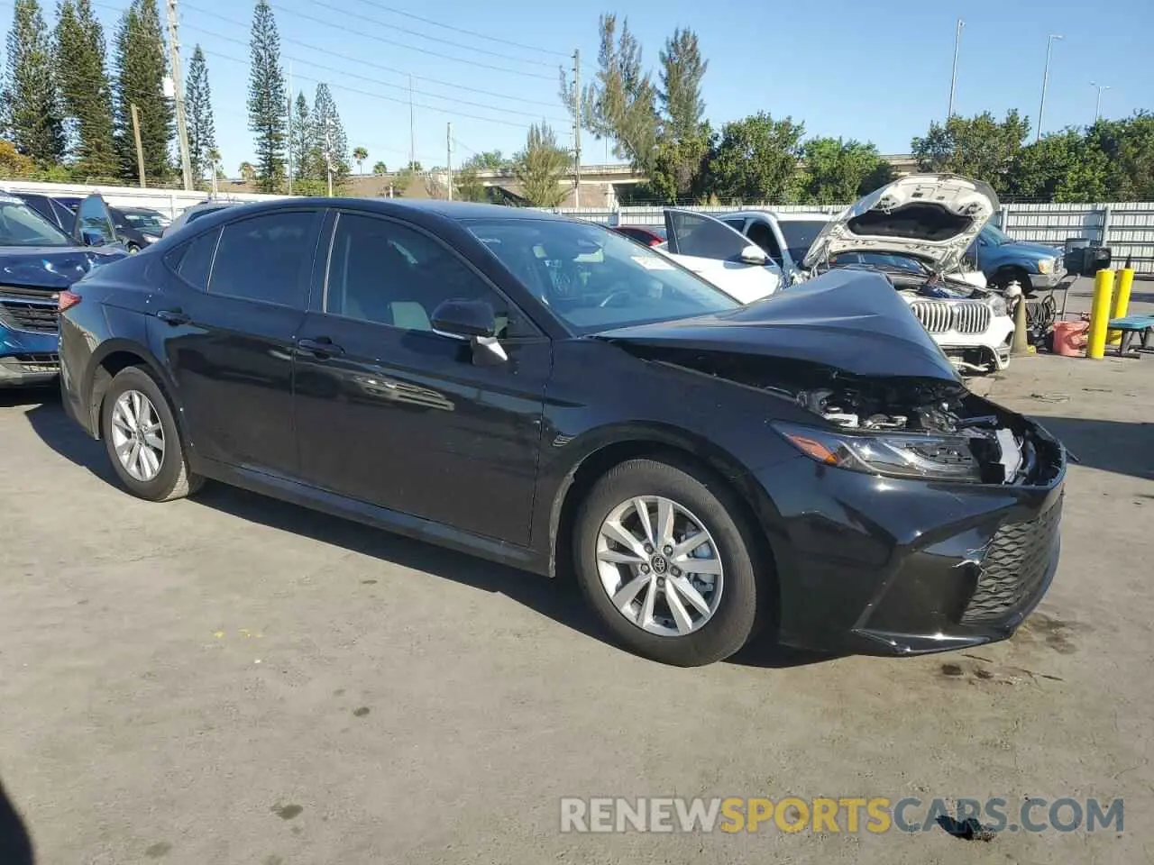 4 Фотография поврежденного автомобиля 4T1DAACK1SU110550 TOYOTA CAMRY 2025