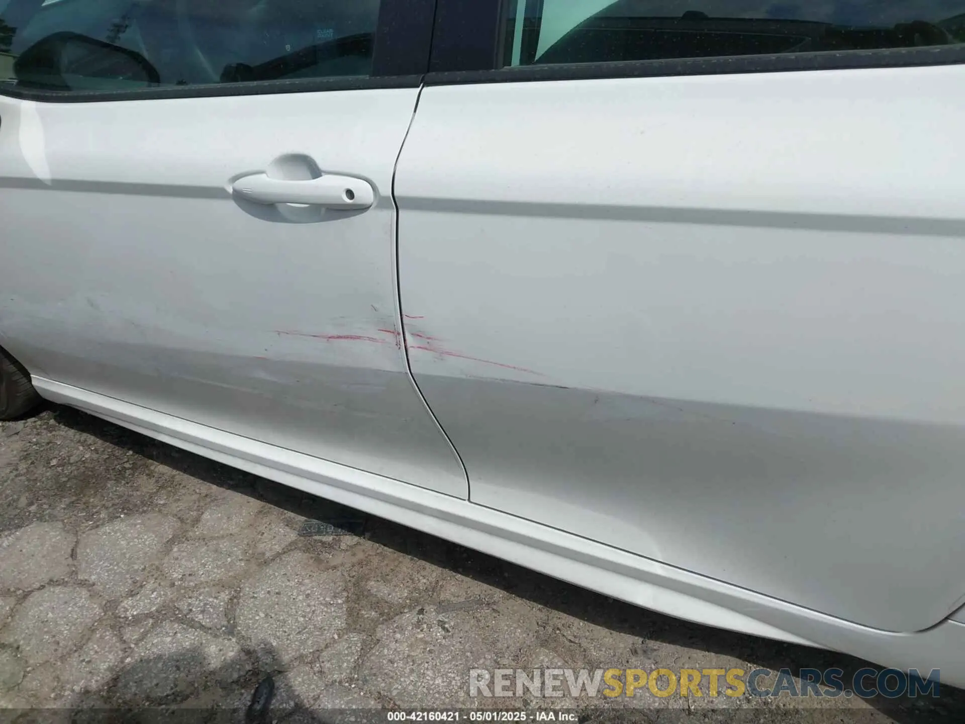 18 Photograph of a damaged car 4T1DAACK1SU505344 TOYOTA CAMRY 2025