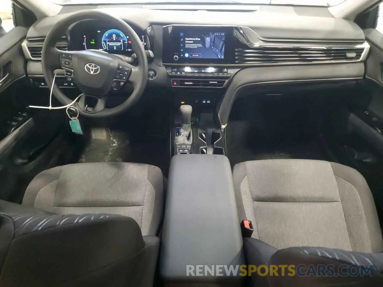 8 Фотография поврежденного автомобиля 4T1DAACK1SU515887 TOYOTA CAMRY 2025