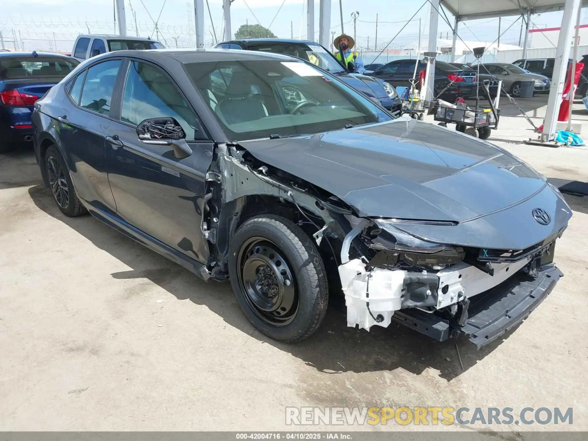 1 Photograph of a damaged car 4T1DAACK1SU541650 TOYOTA CAMRY 2025