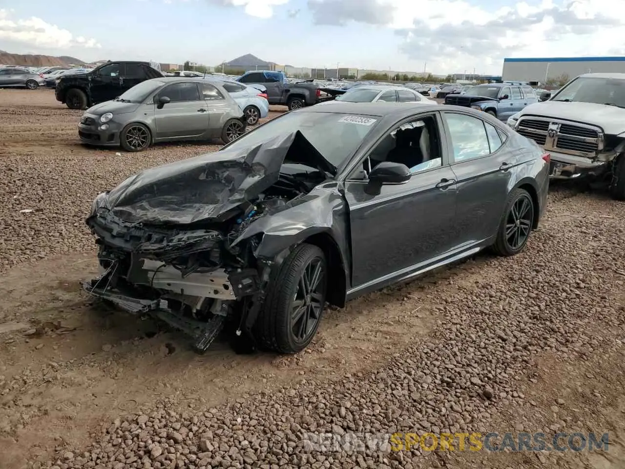 1 Фотография поврежденного автомобиля 4T1DAACK1SU554978 TOYOTA CAMRY 2025