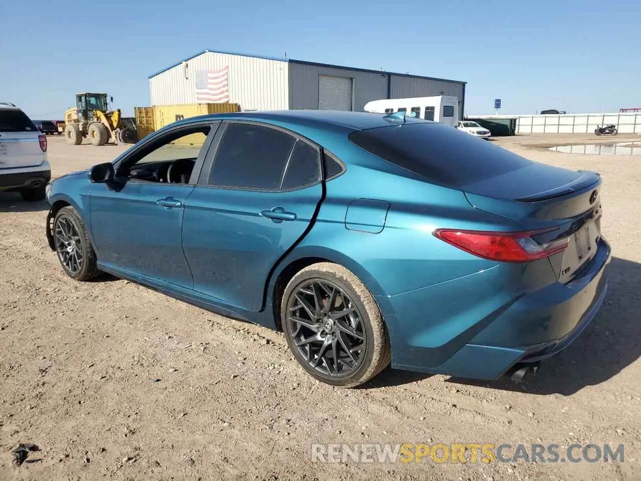 2 Photograph of a damaged car 4T1DAACK1SU557041 TOYOTA CAMRY 2025