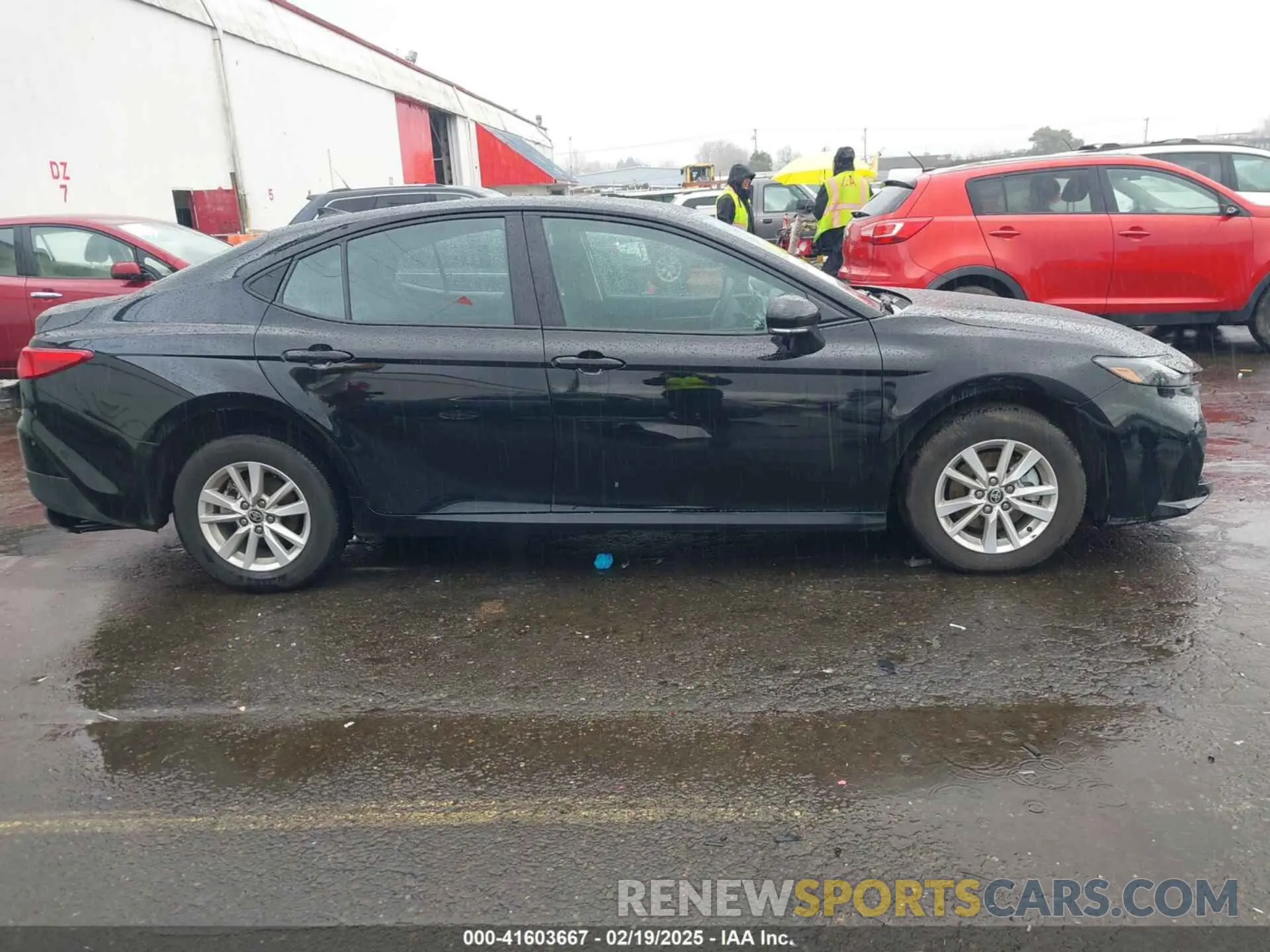 14 Photograph of a damaged car 4T1DAACK2SU016516 TOYOTA CAMRY 2025