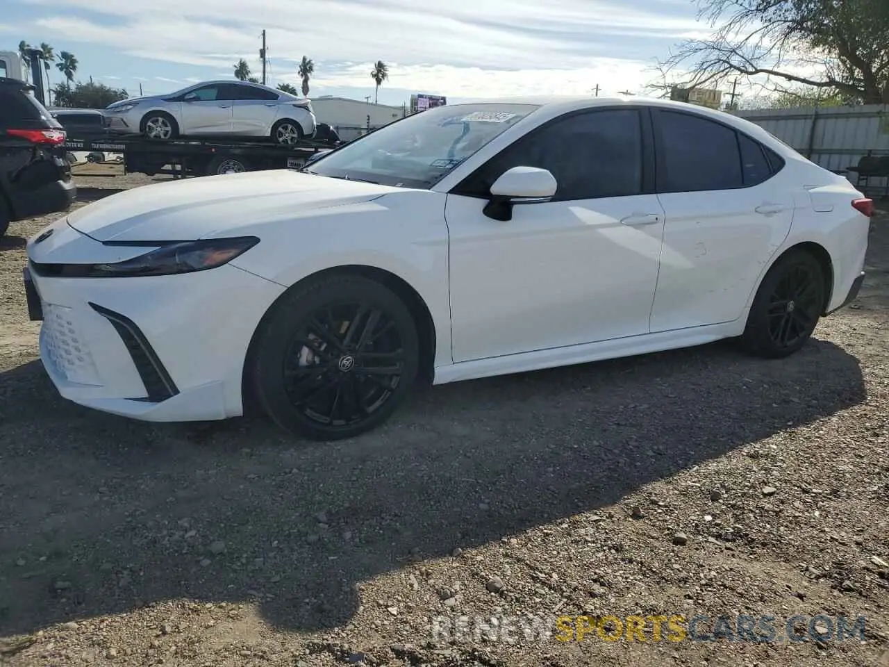 1 Фотография поврежденного автомобиля 4T1DAACK2SU043408 TOYOTA CAMRY 2025