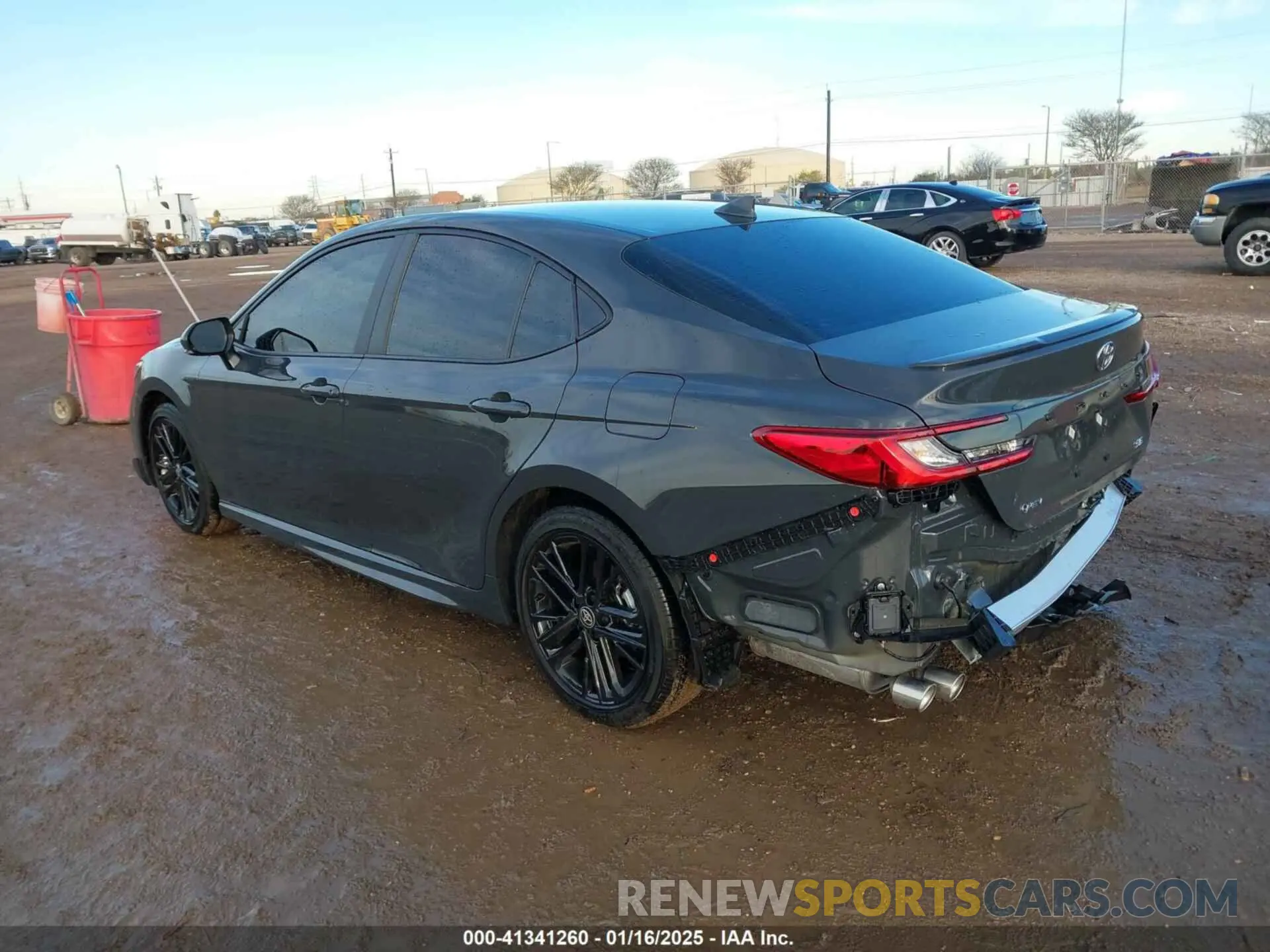 3 Фотография поврежденного автомобиля 4T1DAACK2SU051640 TOYOTA CAMRY 2025