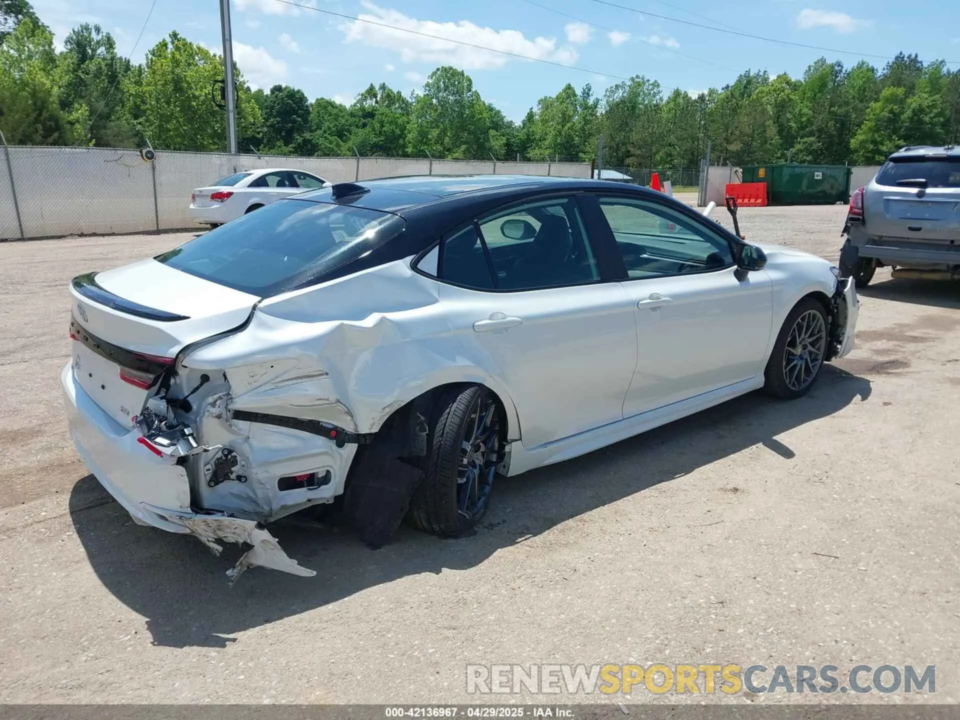 4 Фотография поврежденного автомобиля 4T1DAACK2SU054828 TOYOTA CAMRY 2025
