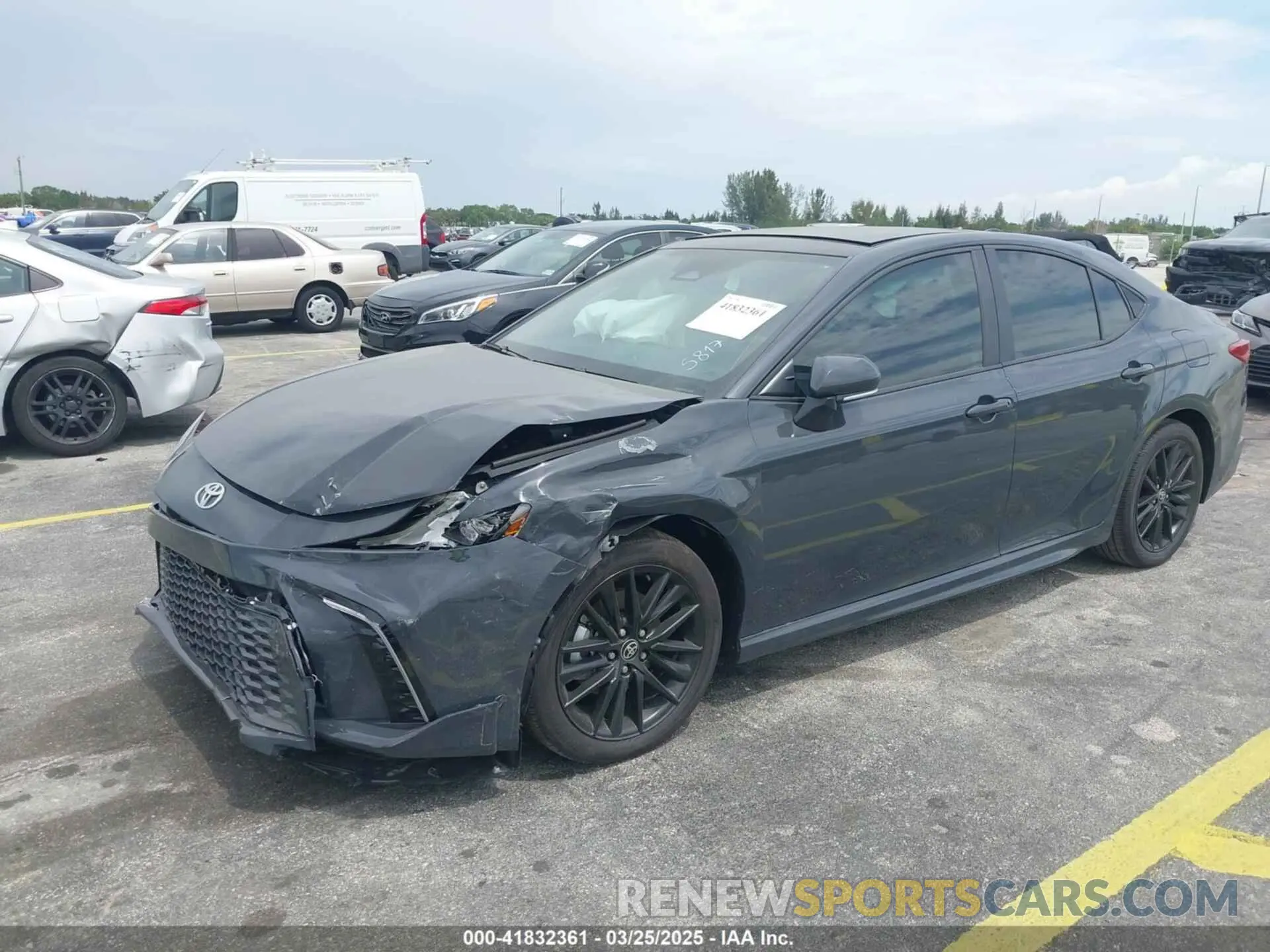 2 Photograph of a damaged car 4T1DAACK2SU055817 TOYOTA CAMRY 2025