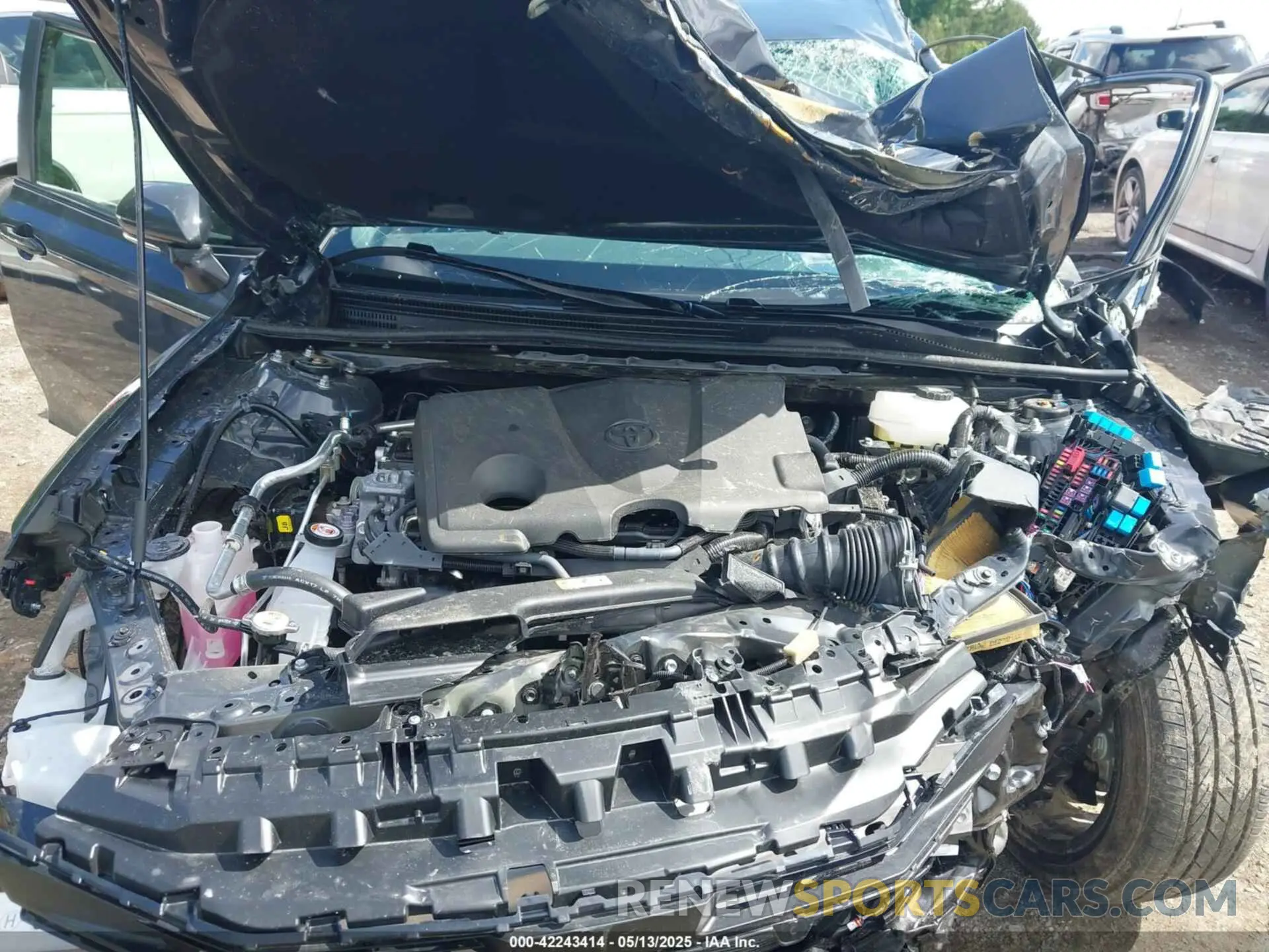10 Photograph of a damaged car 4T1DAACK2SU090258 TOYOTA CAMRY 2025